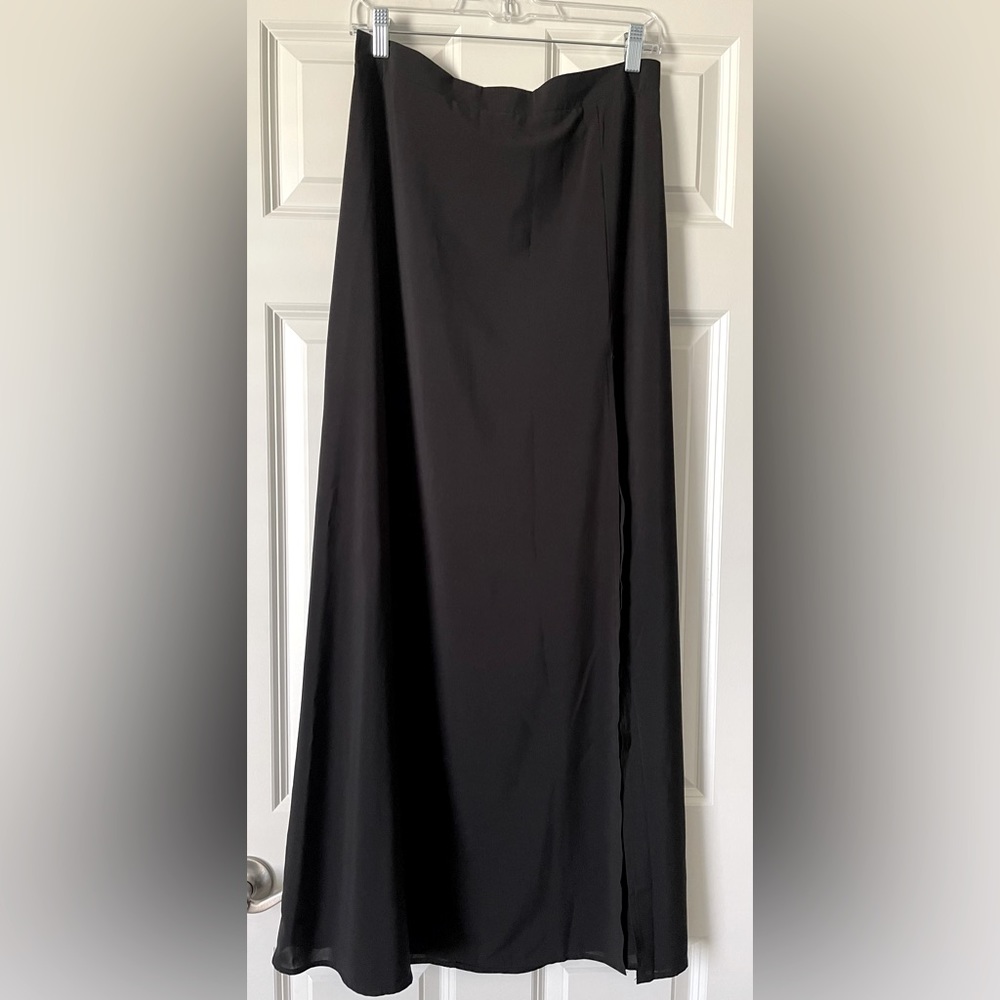 Womens High Waisted Side Split Flowy Chiffon Long Maxi Skirt • Black